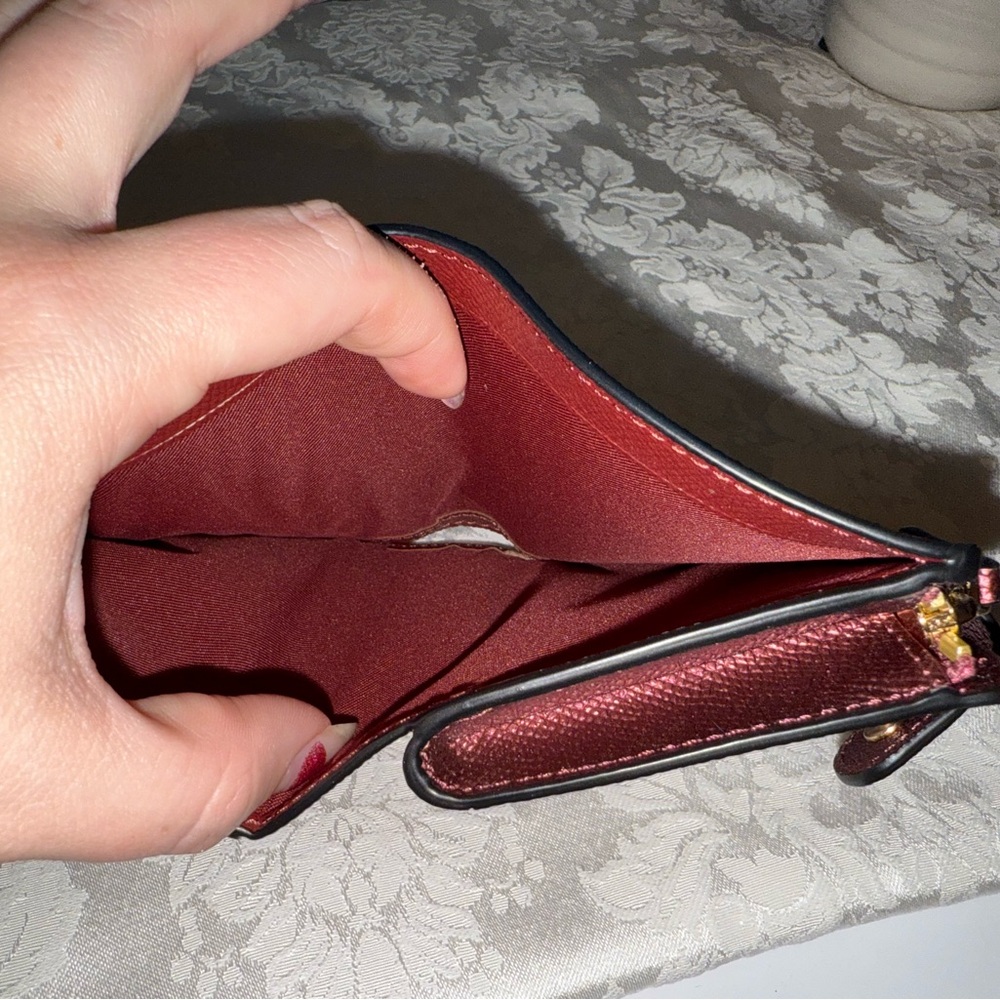 Coach Leather Medium Zip Wallet NWT Rose Gold Wine Compact Cash Cards - Picture 11 of 13